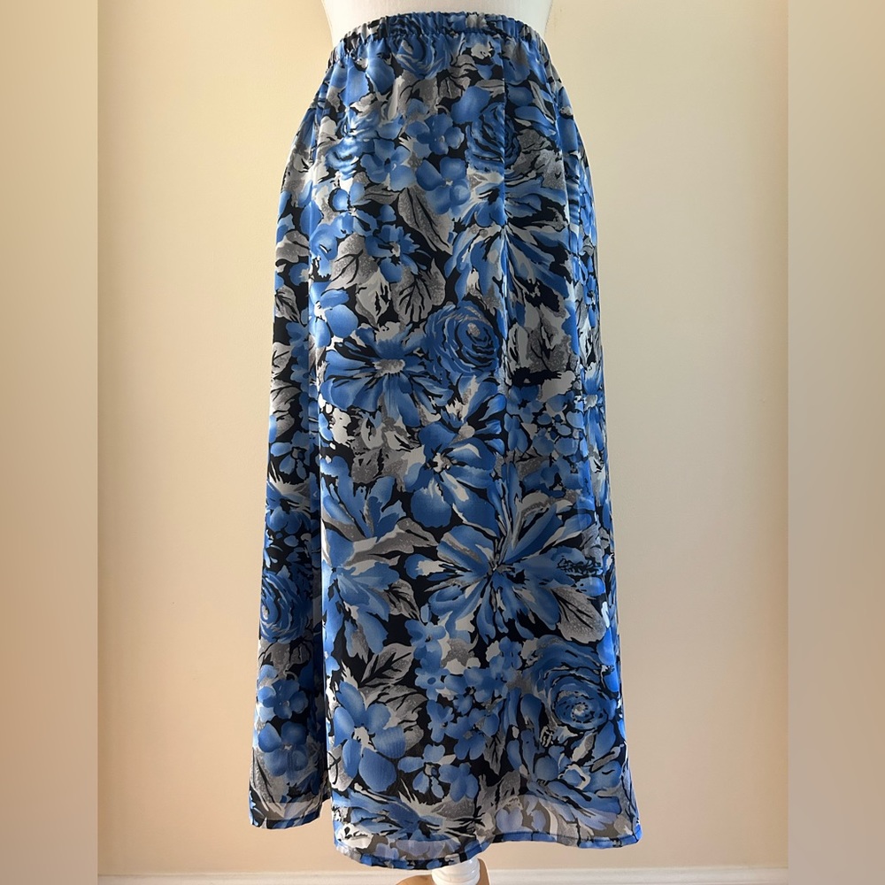 PRETTY Flower Print Skirt